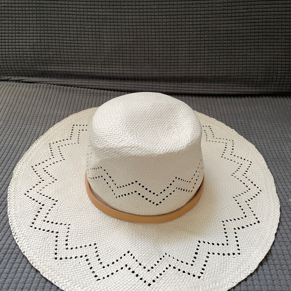 Banana Republic White and Tan Geometric Sun Hat